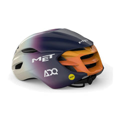 Manta UAE Team ADQ 2025