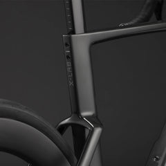 X-LAB AD8 | 105 Di2 | Strata